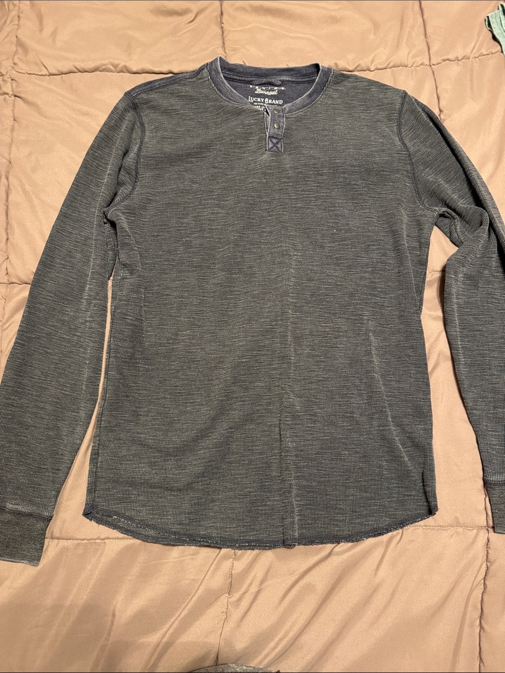 Lucky Brand Men's Long-Sleeve Henley in Charcoal Gray